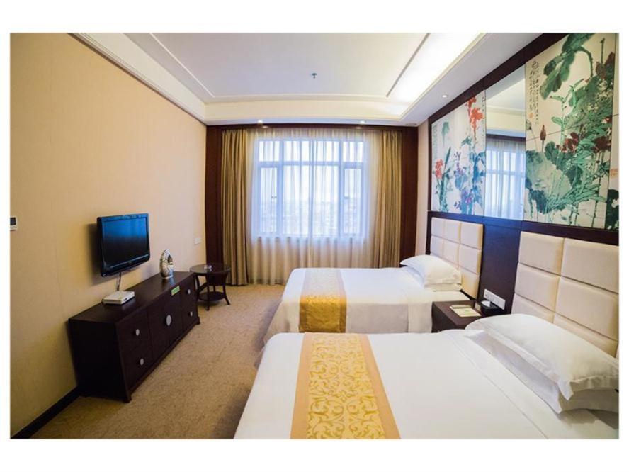 Vienna Hotel Lufeng Peopole Road Екстериор снимка